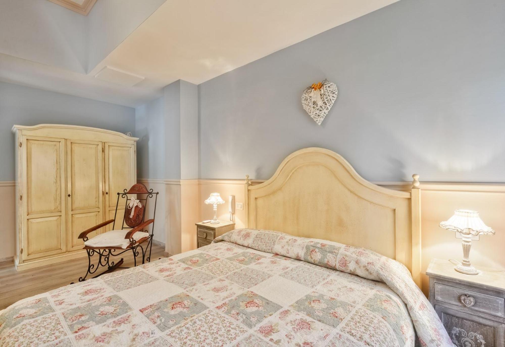 La Bouganville Holiday House Агрополи Экстерьер фото
